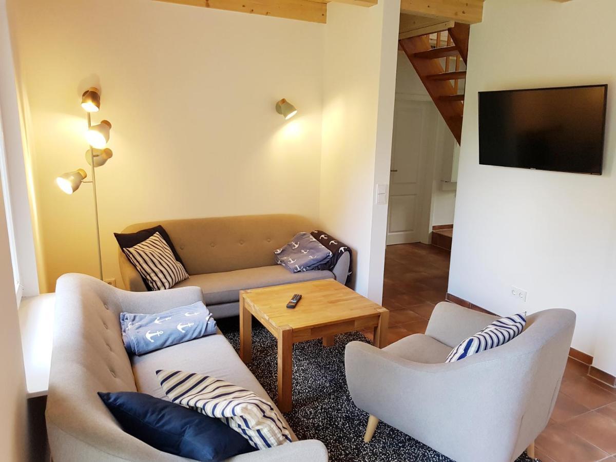 Ferienhaus An Der Nordsee - Familienfreundlich, Gut Ausgestattet & Viel Platz Butjadingen Εξωτερικό φωτογραφία
