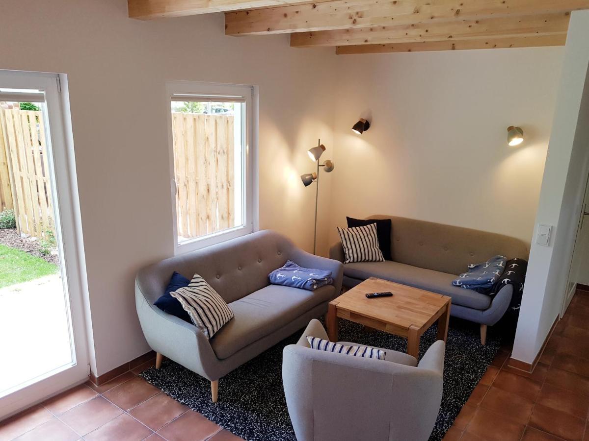Ferienhaus An Der Nordsee - Familienfreundlich, Gut Ausgestattet & Viel Platz Butjadingen Εξωτερικό φωτογραφία